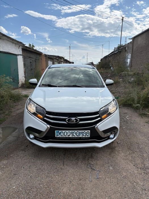 Продам lada X-RAY 2019г