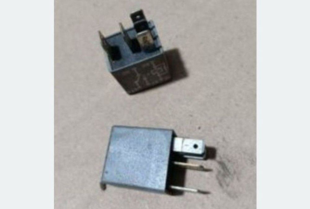 Relee  electrice