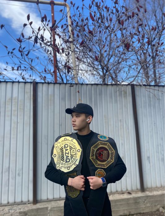 Продам пояс срочно денег надо