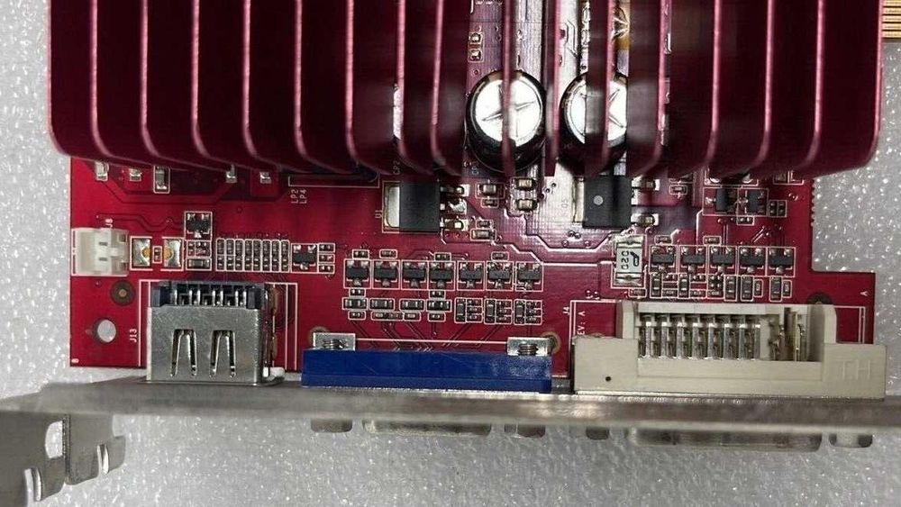 Placă Video Gainward 9500 GT SILENT – 1GB – Răcire Pasivă (0 dB)