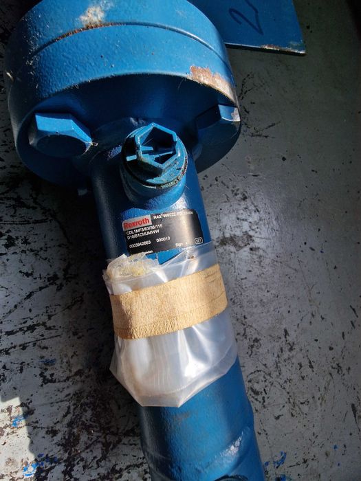 Спирателен Кран с хидравличен цилиндър (шибър) /  Siebeck - Rexroth