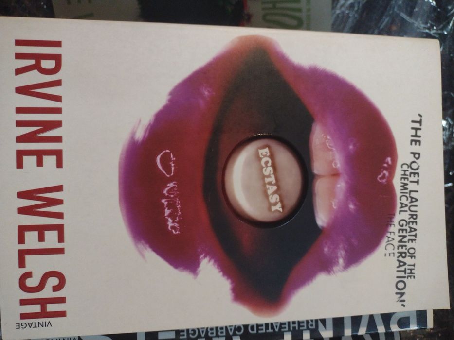 Книги - Irvine Welsh - Eng lang. - изд. Vintage