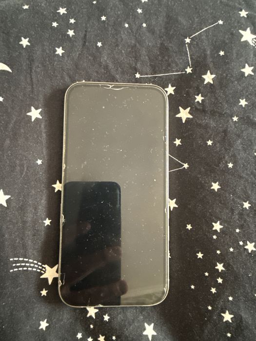 iPhone 15 pro продаю