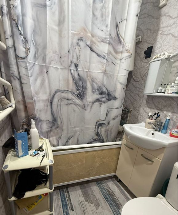 Продам 2 комнатную квартиру