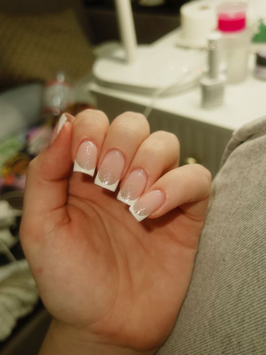 Маникюр, наращивание ногтей Актау