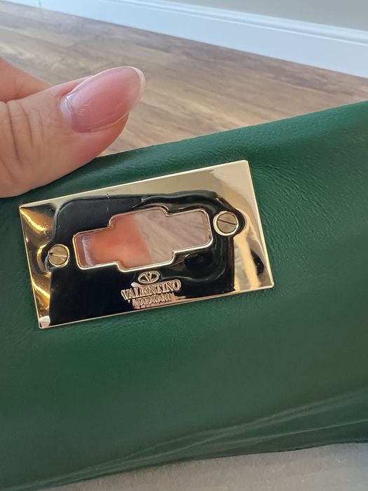 Кожена чанта Valentino