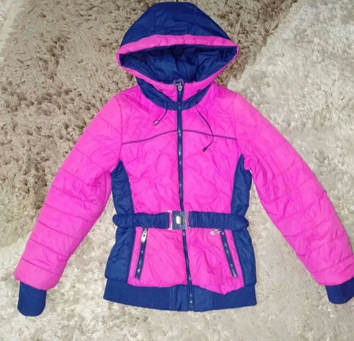 Продам демисезонную куртку