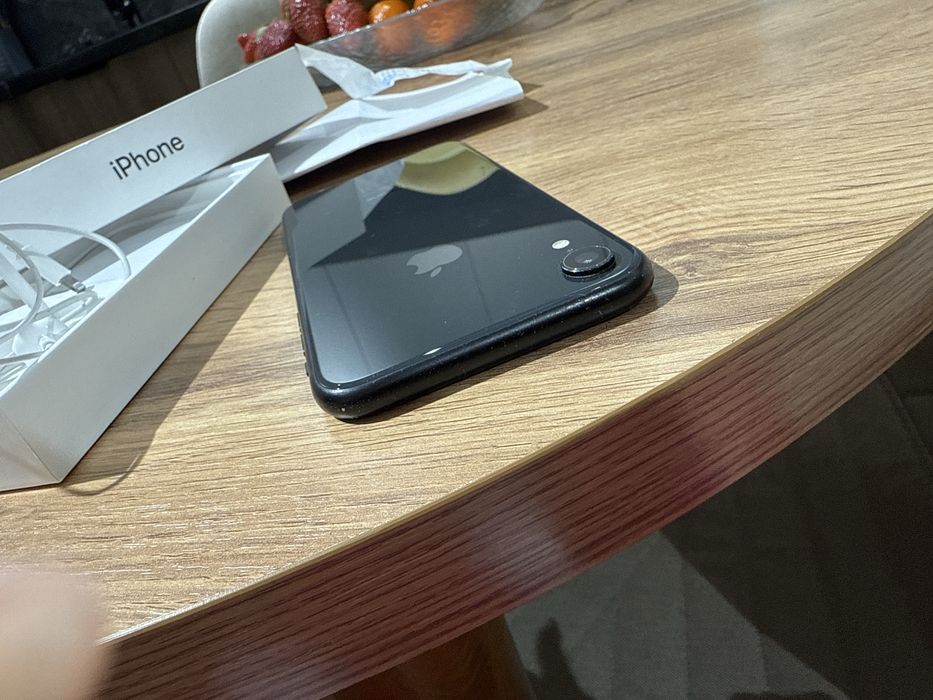 Iphone Xr 128Gb Black без ремонта