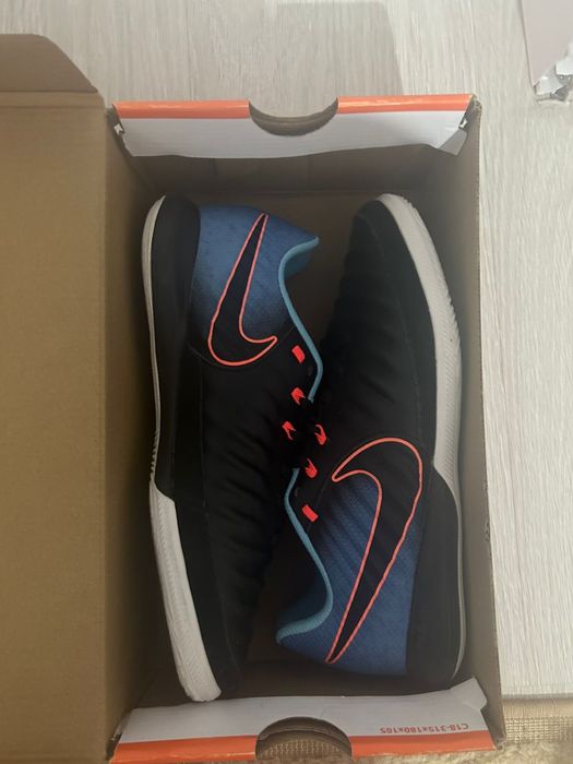 Футзалки Nıke,Adıdas