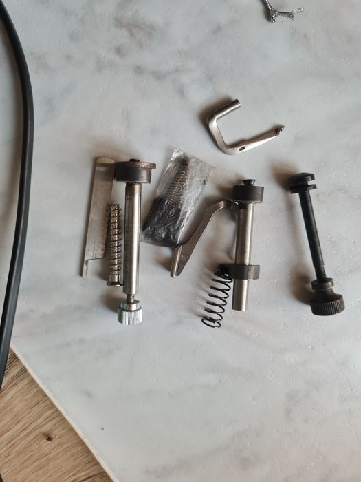 Продам оверлок бабочка