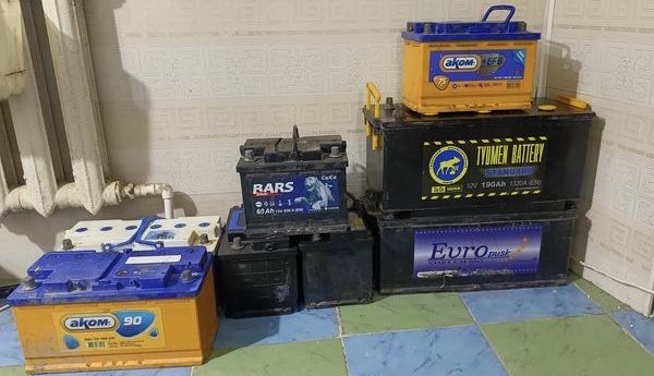 Б/У аккумуляторы, рабочие! EN,WBR