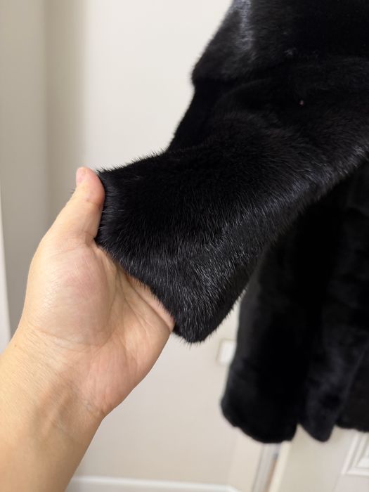 Шуба норковая блек лама