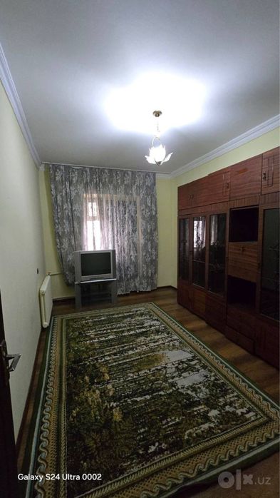 парком «Мирзо Улугбек», рядом со старым