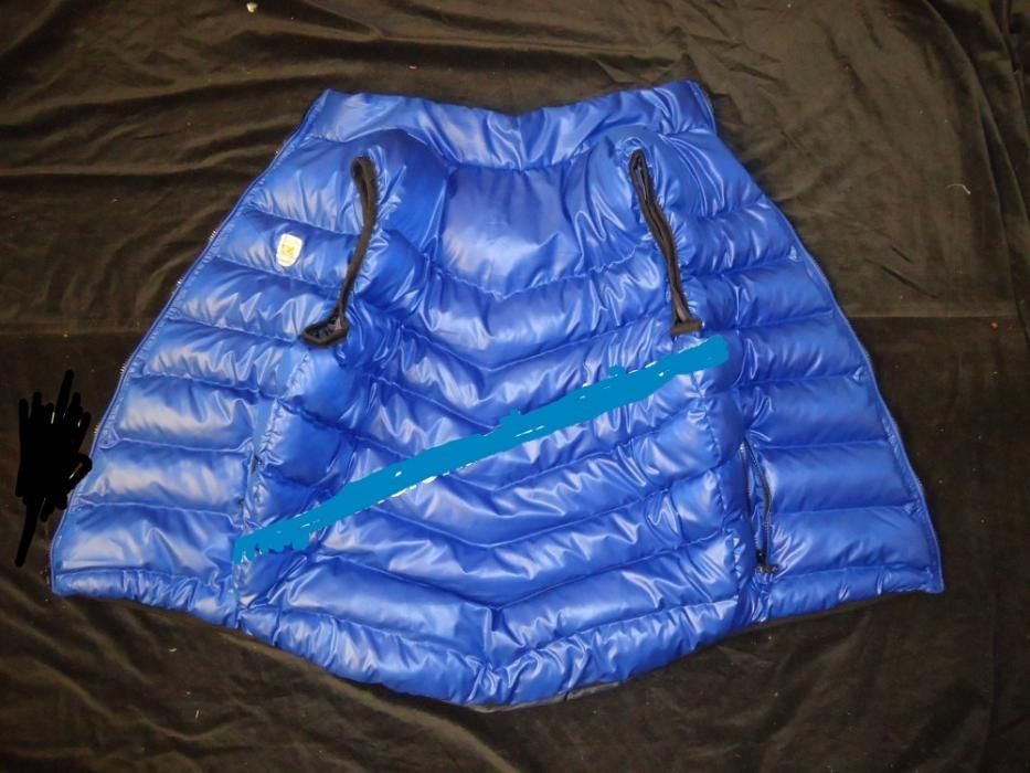 Vesta barbati neagra albastra matlasata fas buzunare fermoare