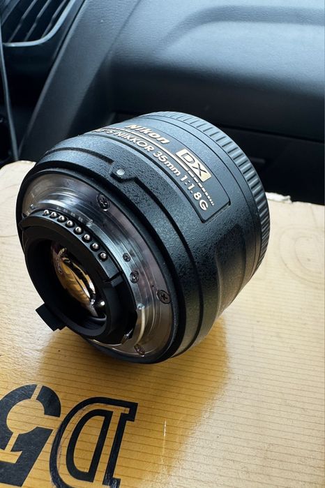 Nikon D5300 + 35mm f1.8 + HDMI capture – setup  live streaming + poze PRO