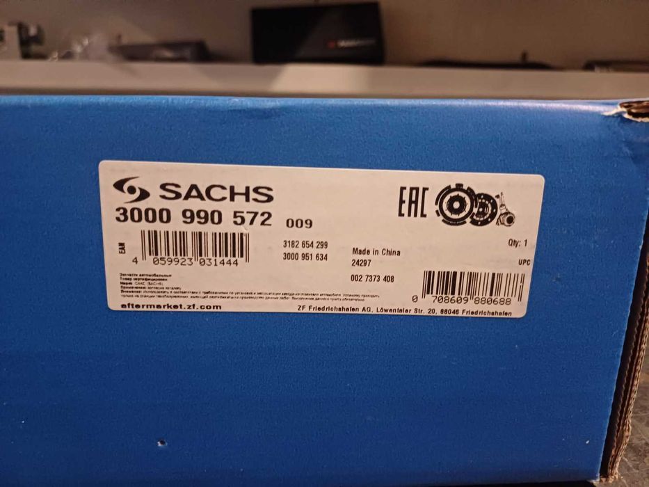 Комплект нов съединил SASH  с лагер помпа - Дачиа Логан  1.6 16v