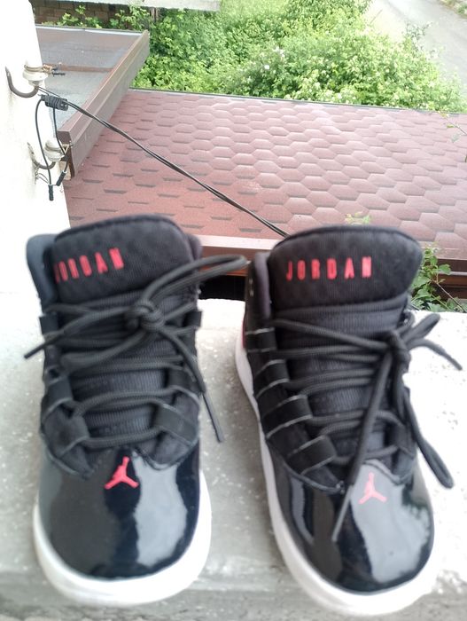 Jordan Max Aura, номер 25