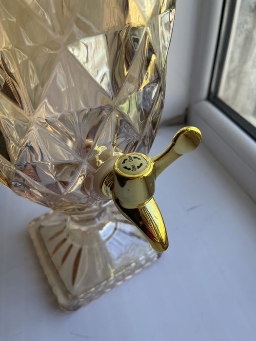 Новый графин 4-х литровый