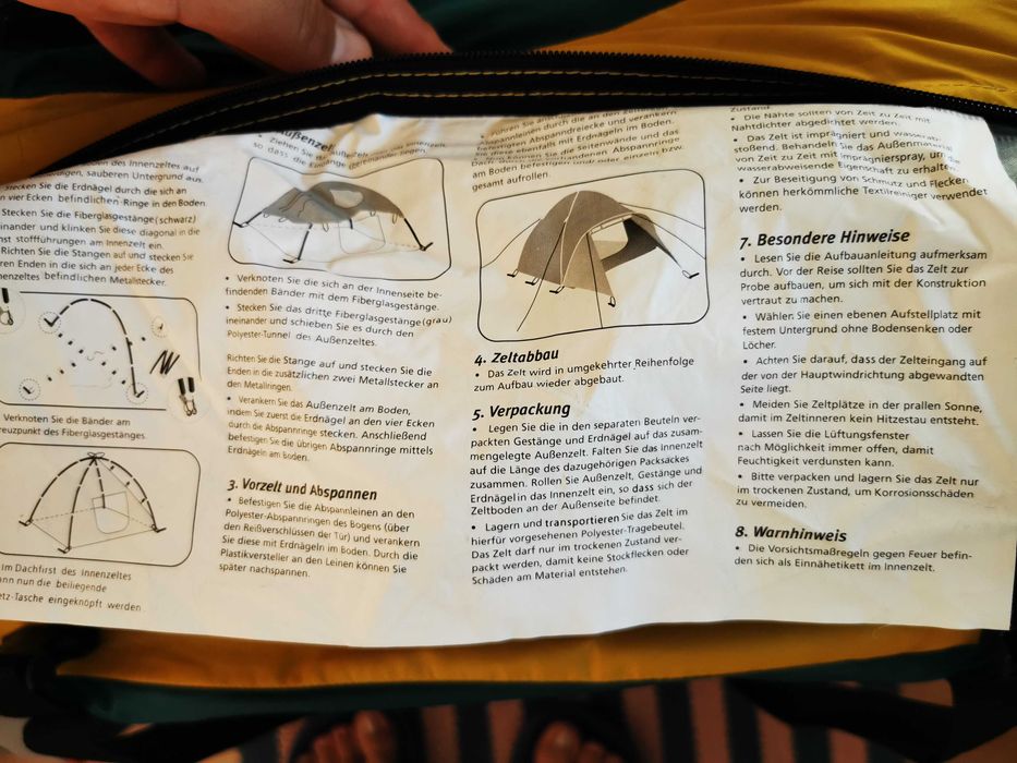 Cort pentru 3 persoane