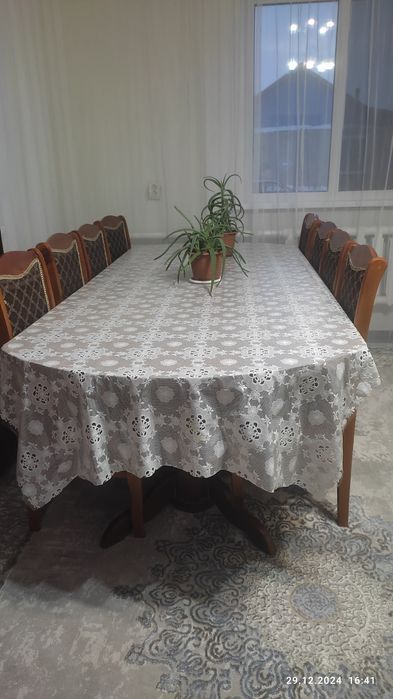 Продам стол со стульями