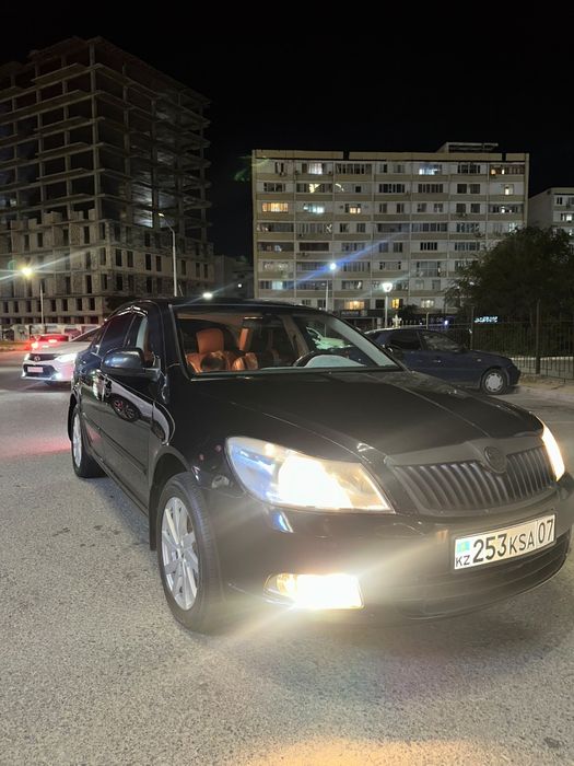 Продам машину Octavia a5