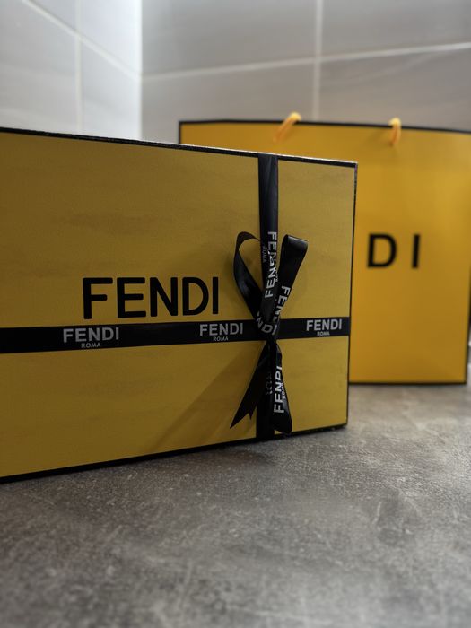 Дамски кецове F**di