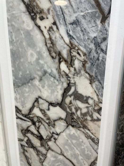 Гранат травертин мрамор ступени подоконники