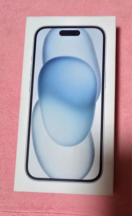 Продаю Iphone 15