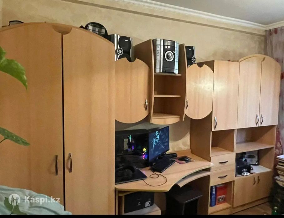 Продам стенку в детскую