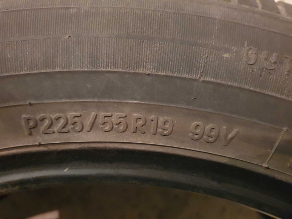 4 бр. 225/55/19 всесезонни гуми Toyo A36