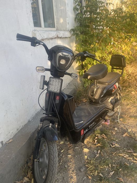 Скутер ск8 Сянчу