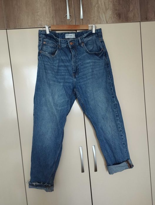 Дънки на Bershka  размер 44