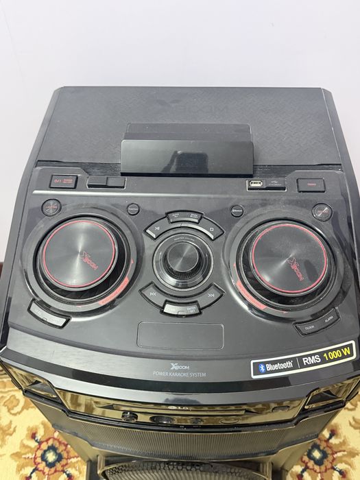 Колонка/караоке LG XBOOM OM7550