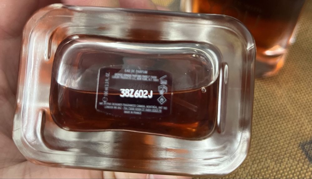 Продам парфюмированную воду