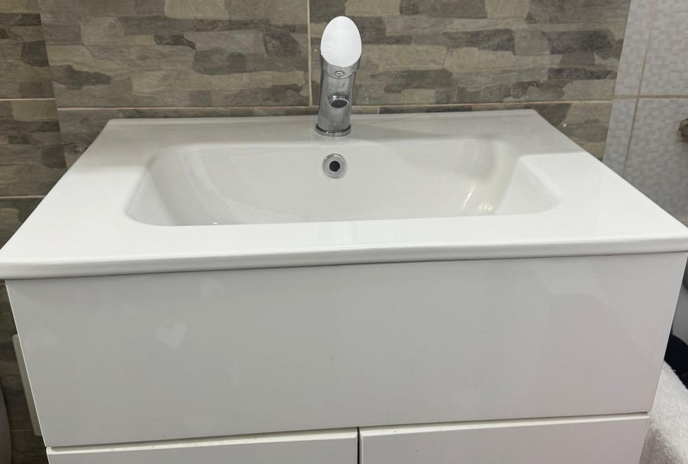 Chiuveta și baterie baie