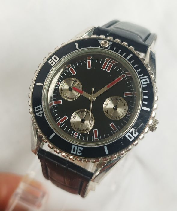 Ceas bărbătesc cu Quartz, din oțel inoxidabil si curea din piele