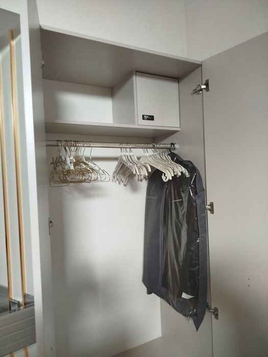 Спальня горнитур сотилади