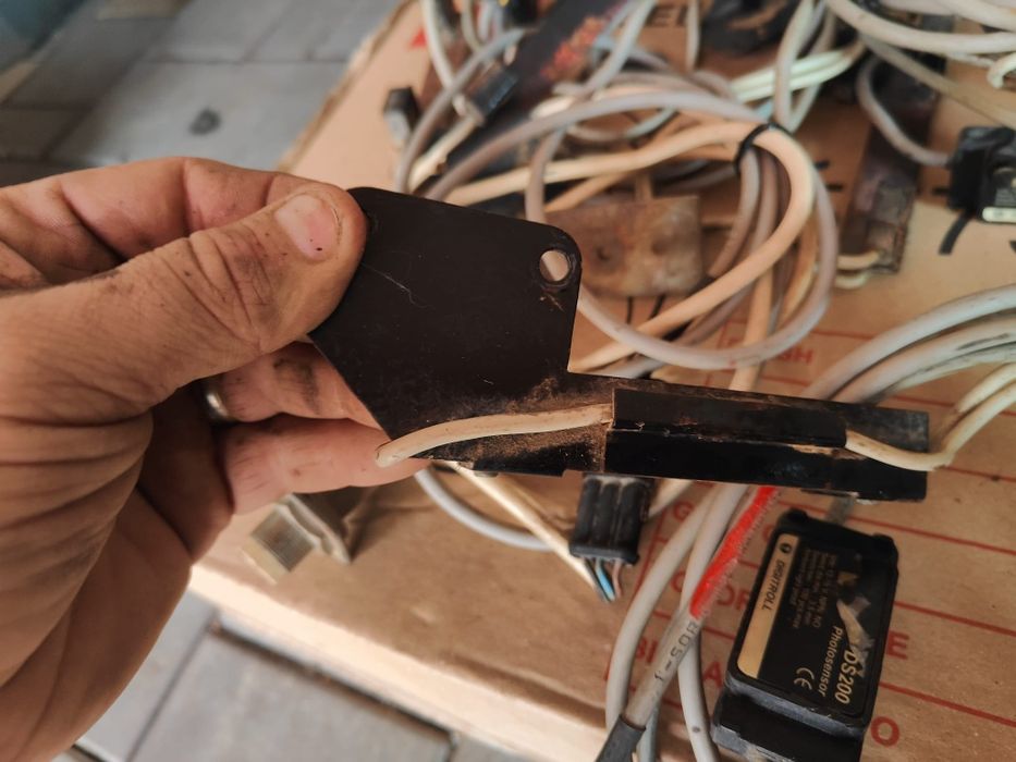 Calculator monitor semănătoare porumb sistem microgranule