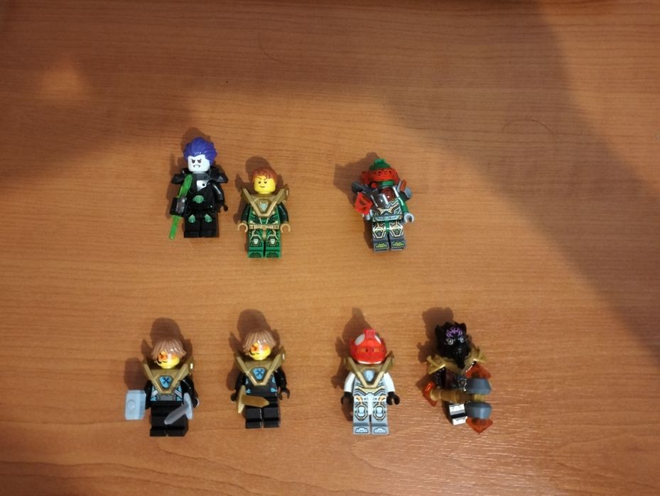 Figurine lego nexo