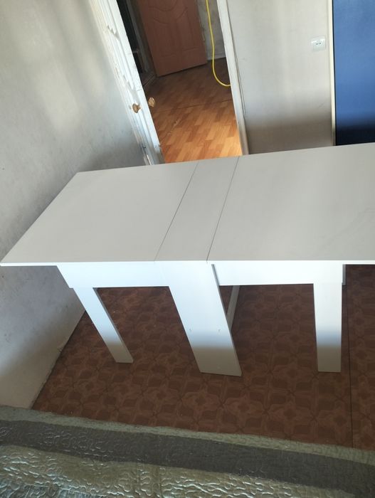 Продам стол книжка