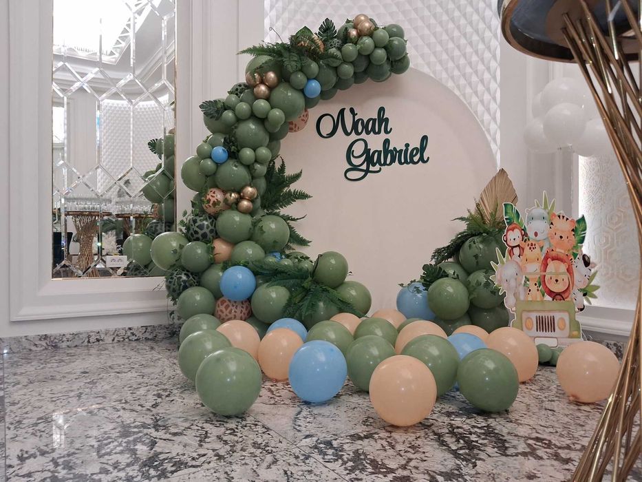 DECOR BOTEZ Arcada baloane botez Panou foto aniversare Photocorner zi nastere Decoratiuni cu baloane Aranjament cristelnita