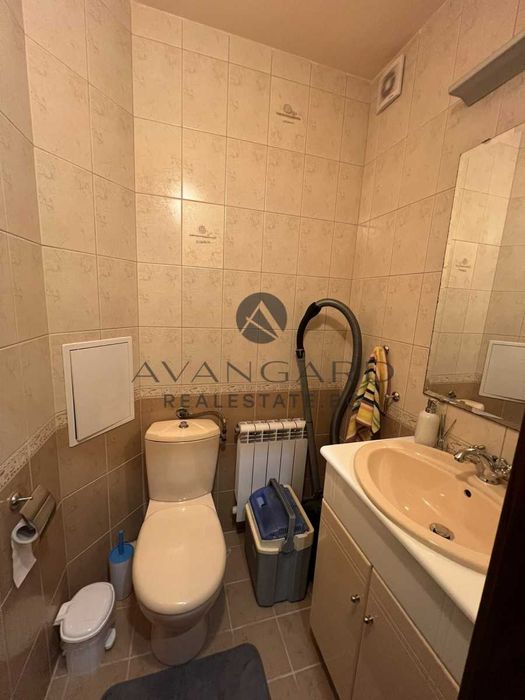 Продава се Тристаен апартамент в Пловдив, Кючук Париж - 113 кв.м за 2027 €/кв.м - Снимка #10