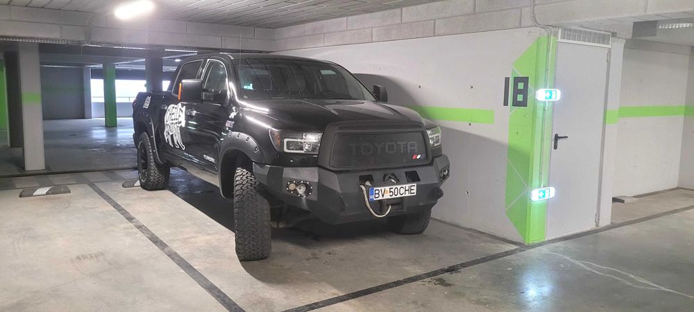 Toyota Tundra 5,7
