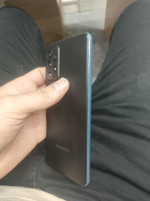 Самсунг а72 продам