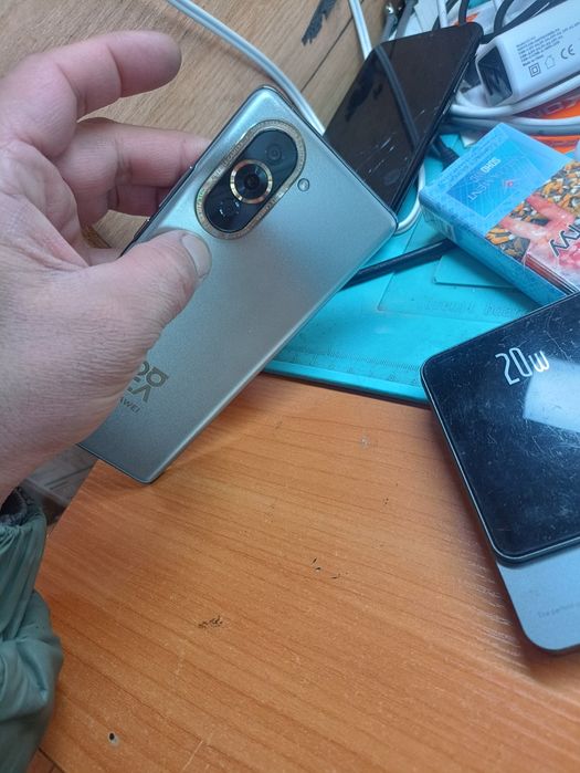 Huawei nova 10 8/128g