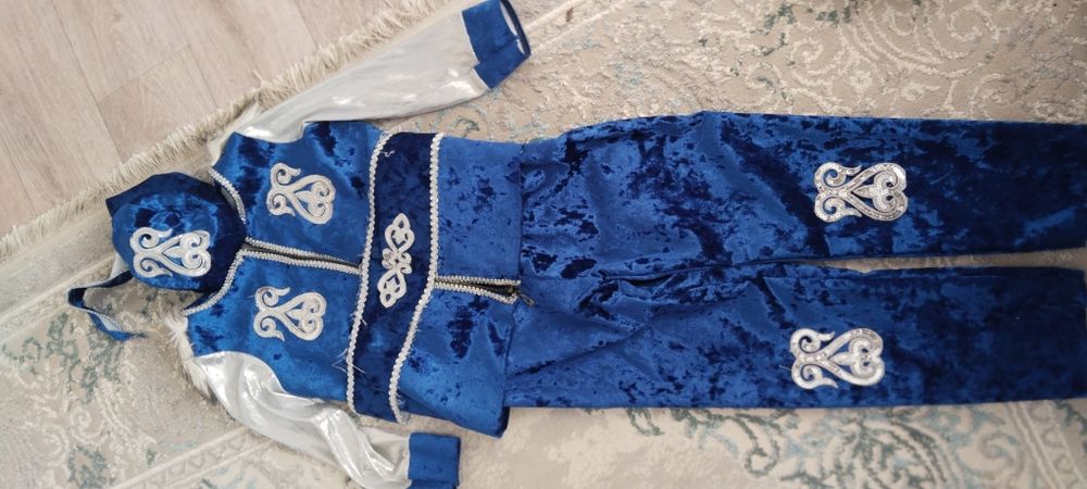 Национальный кастюм