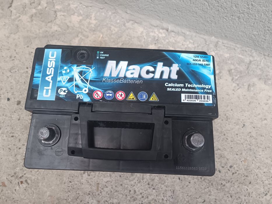 Vând Macht Classic, 12 V, 55 Ah, 480 A.