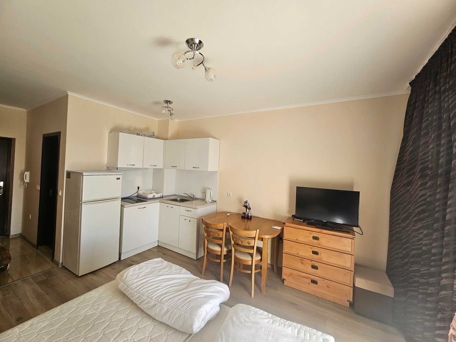 Продава се Едностаен апартамент в с. Шкорпиловци, Област Варна - 38 кв.м за 733 €/кв.м - Снимка #4