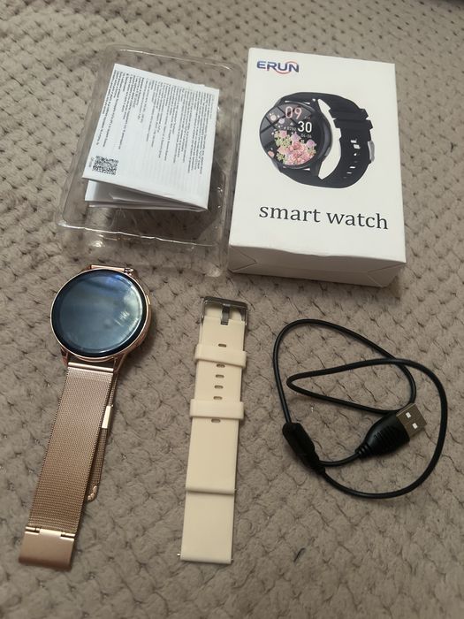Часы smart женские новые.