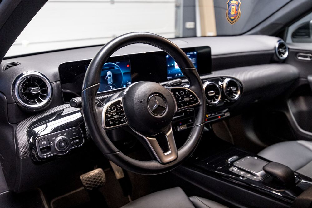 MERCEDES-BENZ A-Class 2021 — imagine 3